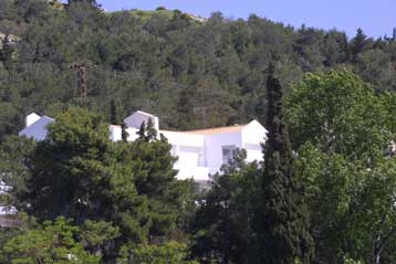 «Ναι» σε αποζημιώσεις ιδιοκτητών από επιβολή Ζώνης Οικιστικού Ελέγχου