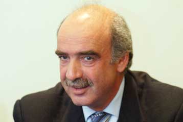 Οι συγκυρίες δεν ευνοούν τη μείωση της θητείας στους έξι μήνες, λέει ο Ευ.Μεϊμαράκης