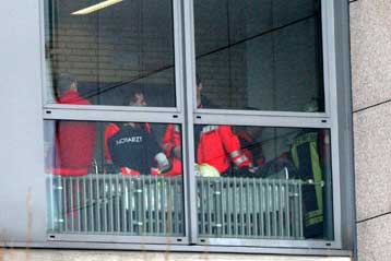 Γυναίκα και βρέφος κρατήθηκαν όμηροι σε νοσοκομείο της Γερμανίας