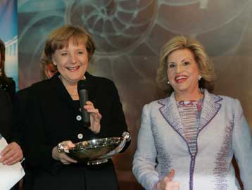 Βράβευση του ελληνικού περιπτέρου στη Διεθνή Έκθεση Τουρισμού στο Βερολίνο