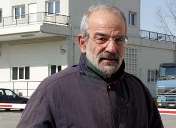 Να μην κλείσει το εργοστάσιο της υαλουργίας ΓΙΟΥΛΑ ΑΕ ζητά ο Αλ.Αλαβάνος