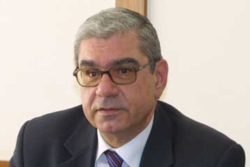 «Όχι» στη λειτουργία των καταστημάτων τρεις Κυριακές το χρόνο λένε οι έμποροι