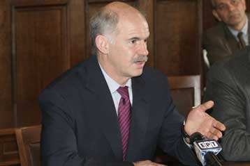 Επίθεση του Γ.Παπανδρέου για τις υψηλές αυξήσεις σε στελέχη του ΟΤΕ