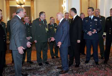 Στο Προεδρικό Μέγαρο η νέα ηγεσία των Ενόπλων Δυνάμεων