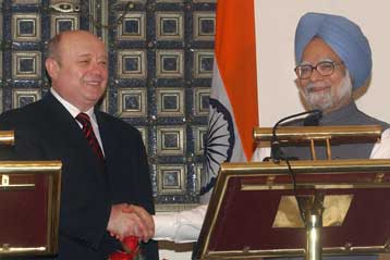 Συμφωνία για την παράδοση ρωσικού ουρανίου στην Ινδία