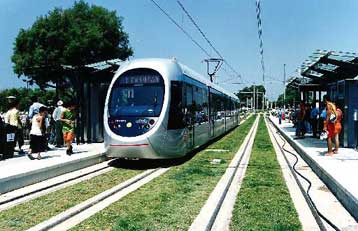 Καθησυχαστικός ο ΟΑΣΑ για την επέκταση του τραμ προς το λιμάνι του Πειραιά