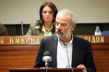 «Περίμεναν σπλάτερ, προέκυψε love story» λέει ο Αλ.Αλαβάνος για τις εξελίξεις στο ΣΥΝ