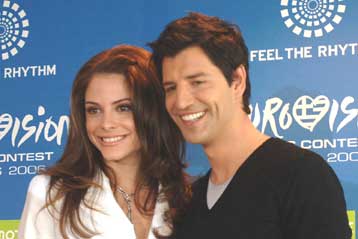 Μία «εκπληκτική βραδιά» υπόσχονται οι οικοδεσπότες της Eurovision