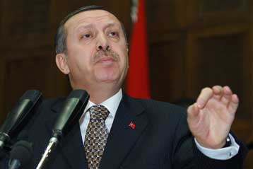 Αδιάλλακτος ο Ερντογάν στο θέμα της Τελωνειακής Σύνδεσης