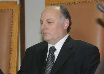 Απερρίφθη το αίτημα αποχής του αναπληρωτή προέδρου στη δευτεροβάθμια δίκη της 17Ν