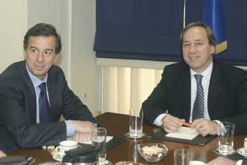 Χωρίς καθυστερήσεις επιδιώκει η κυβέρνηση να προχωρήσουν οι αλλαγές στις ΔΕΚΟ