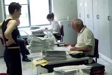 Εγχειρίδιο συμπλήρωσης της φορολογικής δήλωσης για τα εισοδήματα του 2005