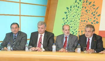 Κριτική του ΠΑΣΟΚ στην κυβέρνηση για τους χειρισμούς της στη νέα ΚΑΠ