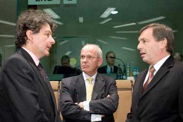 Ανάπτυξη και απασχόληση επί τάπητος στη Σύνοδο Κορυφής της ΕΕ