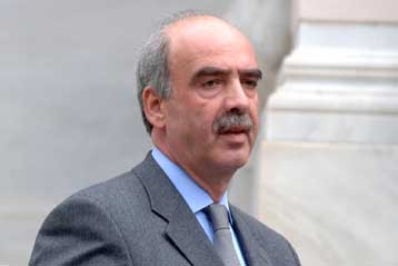 Σε θετικό κλίμα η συνάντηση του υπουργού Αμυνας με τον Αμερικανό πρέσβη