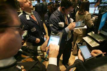 Θετικό πρόσημο για Nasdaq και Dow Jones στο κλείσιμο της Παρασκευής