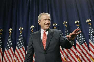 Αίτημα πρότασης μομφής κατά Μπους για τις παρακολουθήσεις θα εξετάσει η Γερουσία