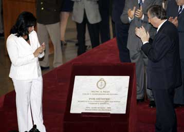 Ατιμωρησία τέλος, λέει ο Αργεντινός πρόεδρος στην επέτειο του πραξικοπήματος του 1976