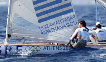 Χρυσό και πρωτιά στην παγκόσμια κατάταξη για τον Παπαθανασίου-Αργυρό στα 49er