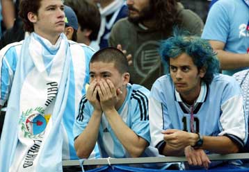 Αγώνες του Παγκοσμίου Κυπέλλου Ποδοσφαίρου εν ώρα μαθήματος στην Αργεντινή