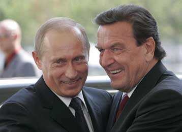 Συνάντηση Πούτιν – Σρέντερ με θέμα τη… δημόσια εικόνα της Ρωσίας στη Δύση