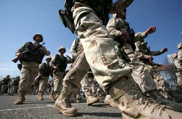 Σφοδρές μάχες στο Αφγανιστάν με θύματα 32 αντάρτες και δύο στρατιώτες της ISAF