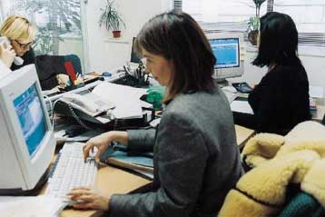 Μαζική έξοδος εργαζομένων από τις ΔΕΚΟ λόγω των φόβων για το Ασφαλιστικό