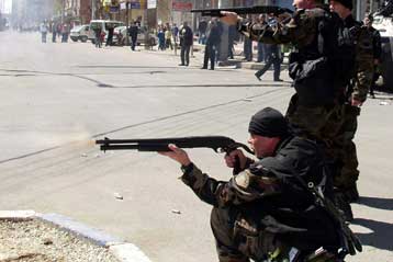 Τρεις Κούρδοι νεκροί και δεκάδες τραυματίες σε συγκρούσεις με την τουρκική αστυνομία