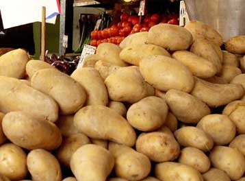 Στον εισαγγελέα δύο χονδρέμποροι για υπερκέρδη από την πώληση πατάτας