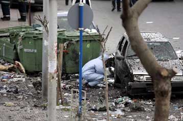 Ένας νεκρός και 13 τραυματίες κοντά σε στάση λεωφορείου στην Κωνσταντινούπολη