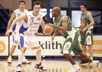 Ο Ηρακλής 80-71 τον Μακεδονικό και εξακολουθεί να ελπίζει στη σωτηρία του
