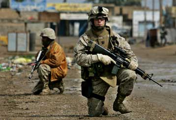 Αποχώρηση από το Ιράκ εντός του έτους επιθυμεί η πλειονότητα των Βρετανών