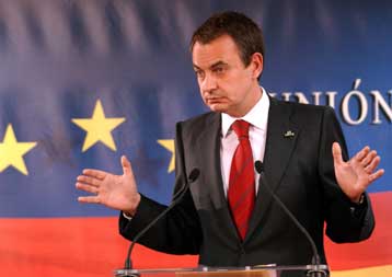 Σε άνοδο η κυβέρνηση Θαπατέρο μετά την ανακοίνωση κατάπαυσης του πυρός της ΕΤΑ