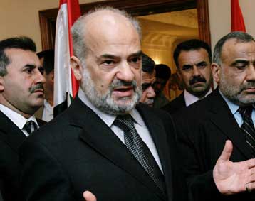 Απορρίπτει ο Τζαφάρι το αίτημα αντιπάλων και συμμάχων να παραιτηθεί από πρωθυπουργός