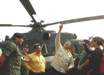 Ακάθεκτος συνεχίζει ο πρόεδρος της Βενεζουέλας τις αγορές στρατιωτικού υλικού