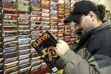 Ειδική έκδοση του Playboy για άνδρες ομοφυλόφιλους στη Βρετανία