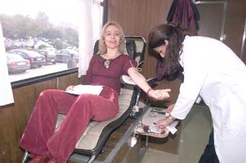 Επίκαιρη επερώτηση 29 βουλευτών του ΠΑΣΟΚ για την ασφάλεια στις μεταγγίσεις αίματος