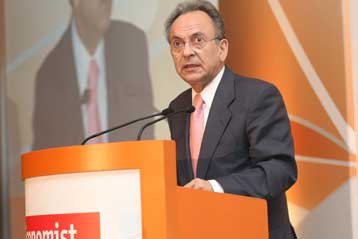 Υπεραμύνθηκε της κυβερνητικής πολιτικής για την επιχειρηματικότητα ο Δ.Σιούφας