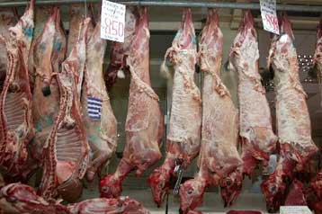 Κατασχέθηκαν 213 αμνοερίφια από την κρεαταγορά του Ρέντη