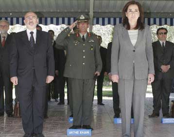 Ολοκληρώθηκε η επίσκεψη Μπακογιάννη στη Λευκωσία για την «αναθέρμανση» του Κυπριακού