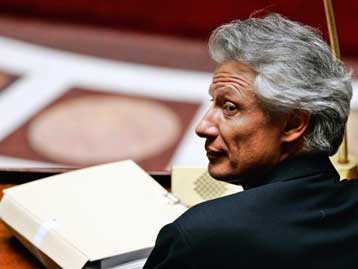 Θα δώσω τη μάχη έως το τέλος για το CPE, λέει ο Ντε Βιλπέν