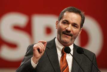 Παραιτήθηκε ο πρόεδρος των Σοσιαλδημοκρατών της Γερμανίας