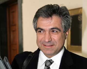 Κόντρα κυβέρνησης – αντιπολίτευσης στη Βουλή για την αμυντική βιομηχανία