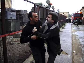 Κινητοποίηση στη Χίο για τη δημοσιογράφο που τραυματίστηκε από ιδιωτικό security