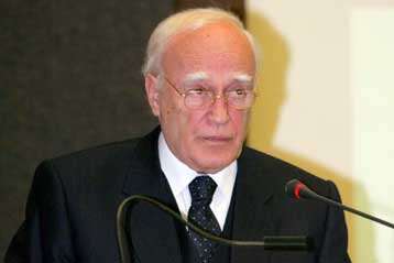 Εγκαίνια του Μουσείου Πολιτικών Εξορίστων «Αη Στράτη» από τον Κ.Παπούλια