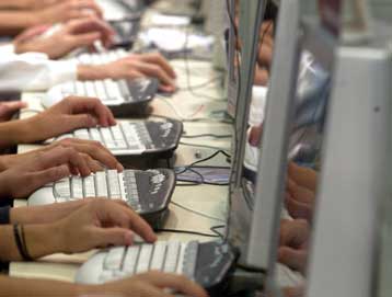 Κίνητρα για διεθνείς επιστημονικές και τεχνολογικές συνεργασίες μέσω του ΕΠΑΝ