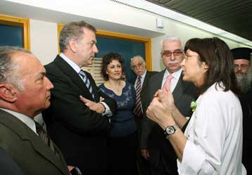 Εικόνες φθοράς και εγκατάλειψης στο «Αγιος Σάββας» διαπίστωσε ο υπουργός Υγείας