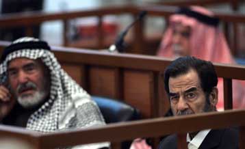 Ο Σαντάμ υπέγραψε τα διατάγματα για την εκτέλεση των χωρικών, αποφάνθηκαν οι ειδικοί