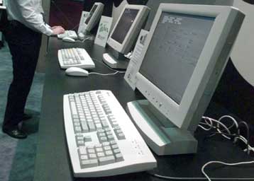 Με χρηματοδότηση της ΕΕ οι υποδομές ευρυζωνικότητας στην Περιφέρεια