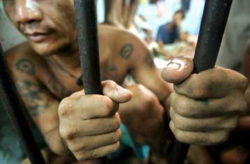 Είκοσι χιλιάδες θανατοποινίτες σε όλο τον κόσμο αναμένουν την εκτέλεση